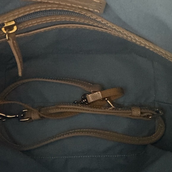 Dooney & Bourke Patent Leather Domed Satchel Bag-Tan-Classic Style Purse - Picture 10 of 10